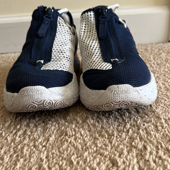 Nike Strobel shoes - Picture 2 of 7